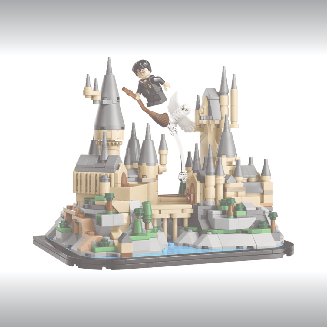 Display for LEGO Mini Hogwarts Castle (40975)