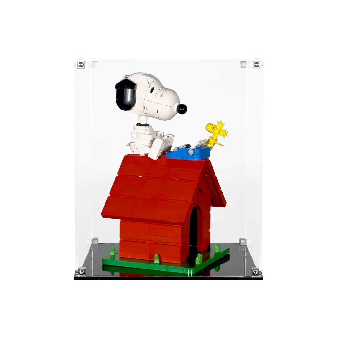 Display Case for LEGO Ideas Peanuts: Snoopy’s Doghouse (21368)